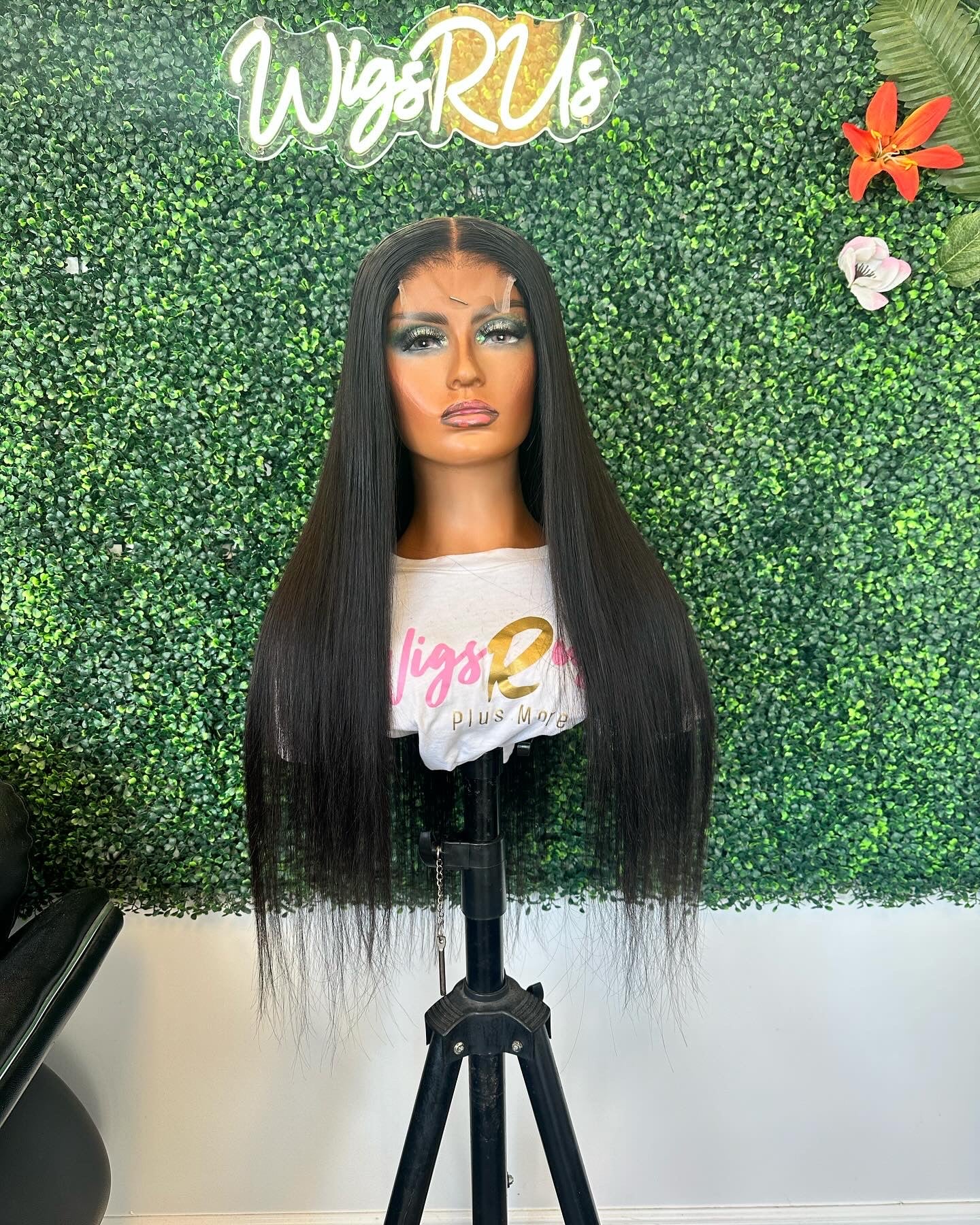 24” Straight Closure Wig